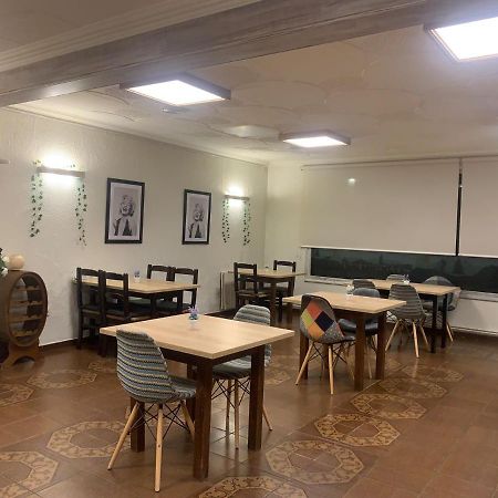Hostal Torras Сант Хилари Сакалм Екстериор снимка