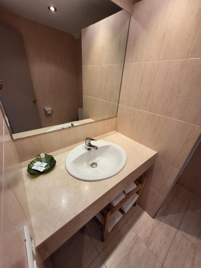 Hostal Torras Сант Хилари Сакалм Екстериор снимка